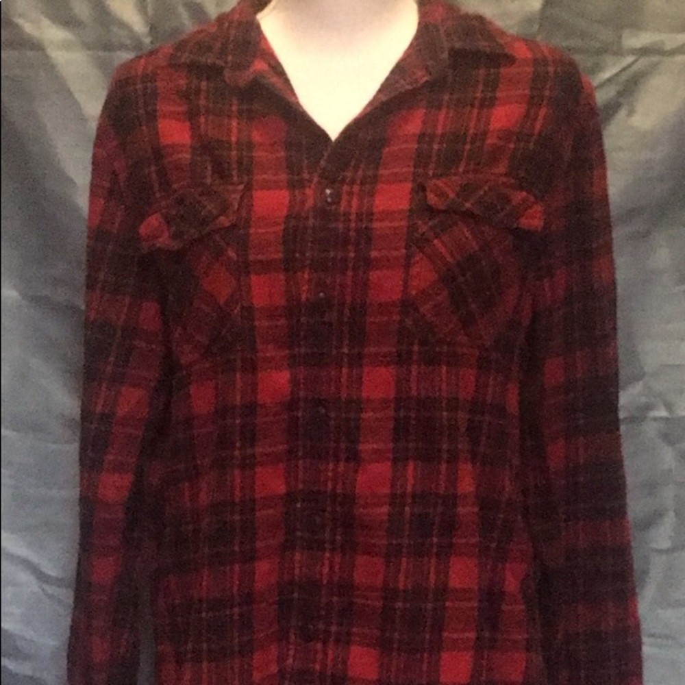 Long sleeve plaid shirt